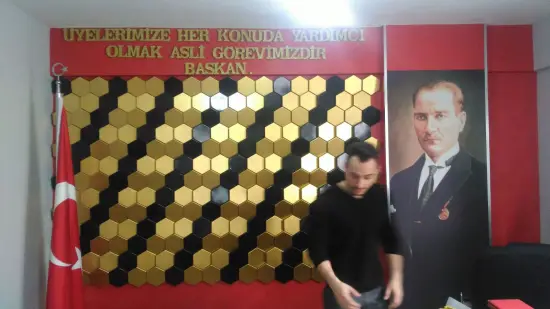 showoomlarımızda hexagon panellerimiz